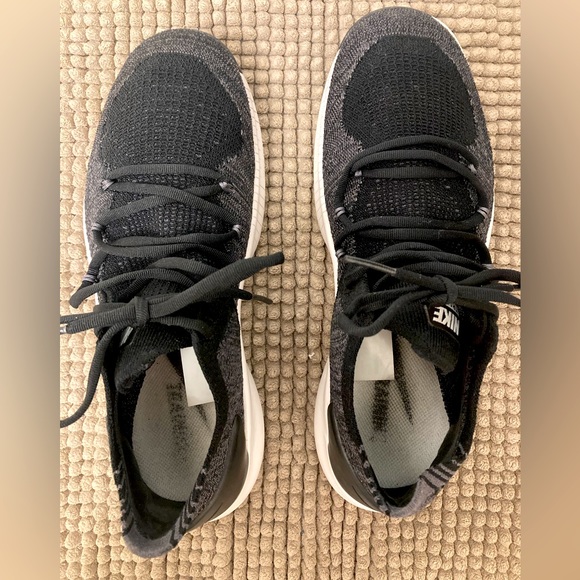 Nike Free TR Flyknit 3 Women’s Running Shoes Black Dark Grey Size 7.5 942887-010 - Picture 9 of 12